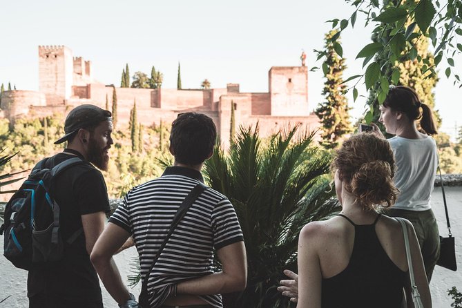 Night Adventure Tour, Play Granada Original - Paseo de los Tristes and the return