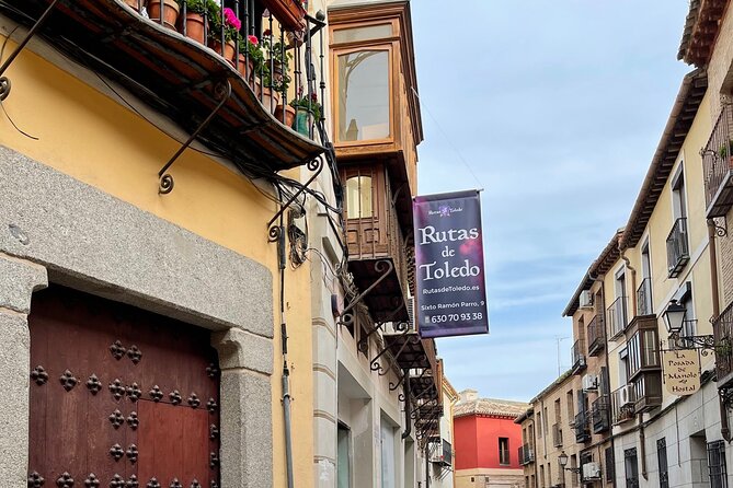 Night Guided Tour of Magical Toledo - Why the guides matter on a Spanish-only route