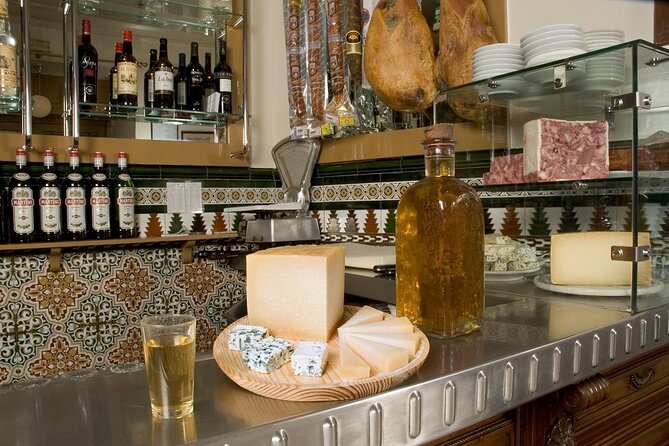 Old Madrid Tapas and Fine Wine Small Group Tour - Stop five: reds from the guide’s own cellar