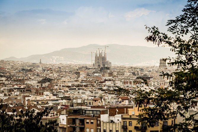 One-way Private Transfer From/To Barcelona Airport - What this Barcelona transfer actually gives you