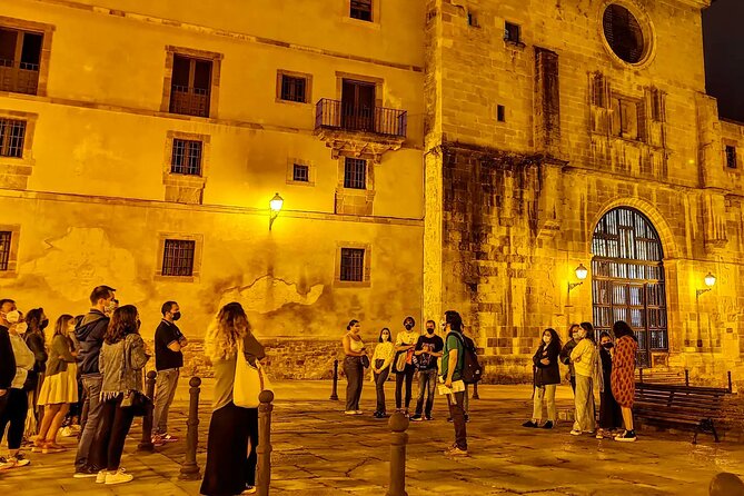OVIEDO SCARY! Legends and Mysteries Tour - The Archaeological Museum stop and ghost stories