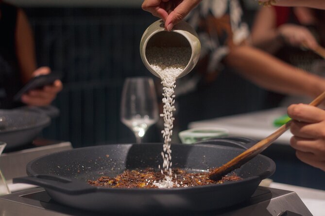 Paella Cooking Class in Madrid with Bottomless Wine Pairing - How Much Value Do You Get for $143.91?