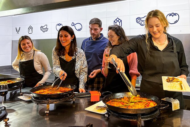Paella Cooking Class, Wine Tasting & Central Market in Valencia - Dietary needs and what to tell the operator