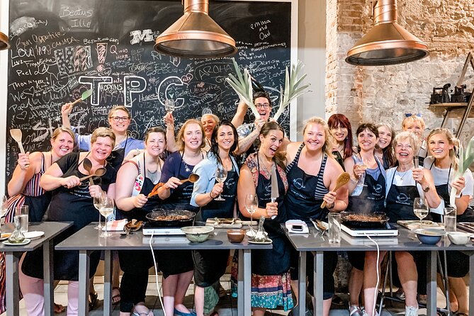 Paella Cooking Class with Professional Chef: Four Course Dinner - Who will enjoy this most
