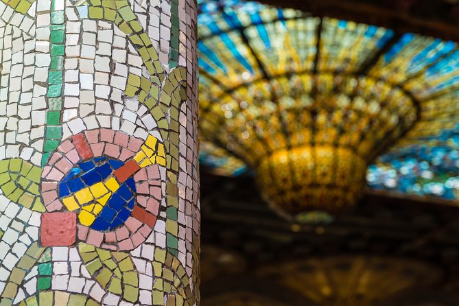 Palau de la Musica Catalana Guided Tour - Meeting your guide at C/ Palau de la Música