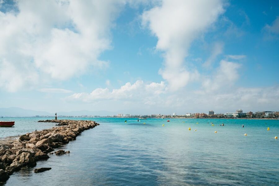 Palma Bay: Parasailing Experience - Getting ready on the boat