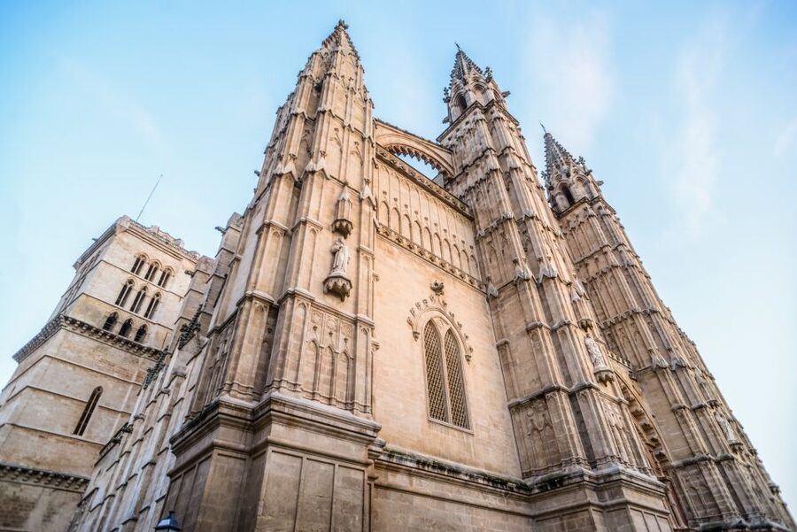 Palma: Cathedral of Mallorca Skip-the-Line Entry Ticket - Why La Seu deserves time in Palma