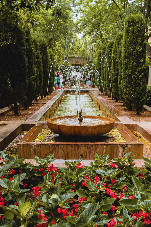 Palma, Cathedral & Valldemossa: Guided walking Tour - Starting at Parc de la Mar and walking through old Palma