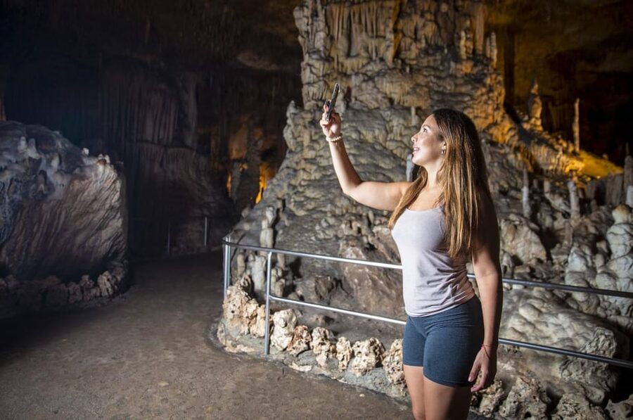 Palma: Caves of Drach Entrance, Music Concert, and Boat Trip - Boarding near Bar Varadero in Palma