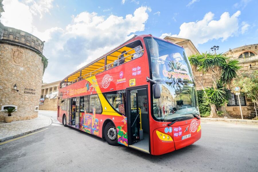Palma de Mallorca: City Sightseeing Hop-On Hop-Off Bus Tour - The royal palace and Palma’s historic heart