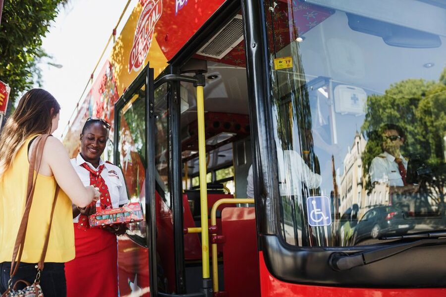 Palma de Mallorca: City Sightseeing Hop-On Hop-Off Bus Tour - Passeig Maritim and the harbor views