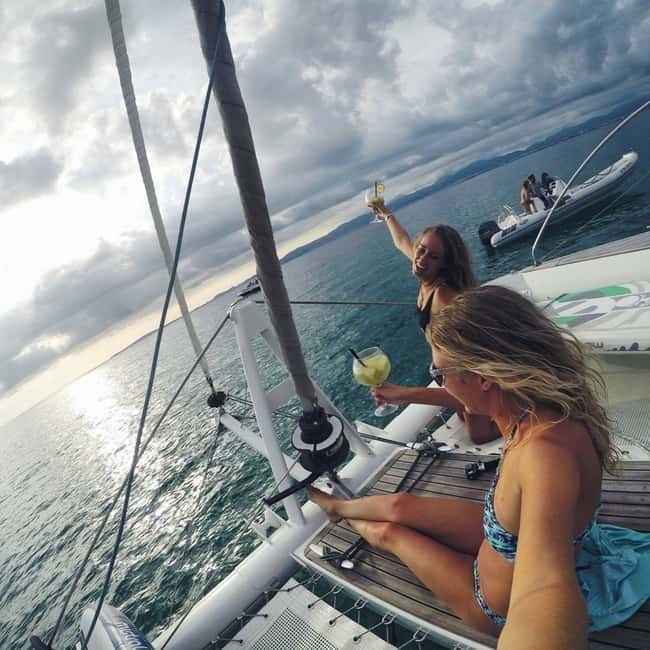 Palma de Mallorca: Deluxe Catamaran Sailing Tour with Meal - Cala Vella is the main event