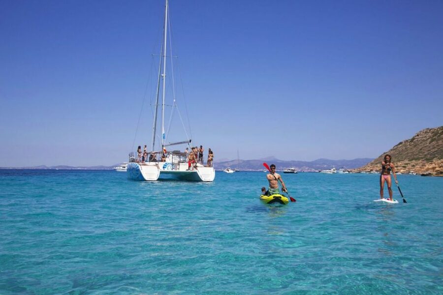 Palma de Mallorca: Deluxe Catamaran Sailing Tour with Meal - What the $88 price really buys you