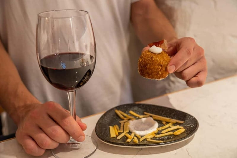 Palma de Mallorca: Gourmet Tapas and Wine Tour - Stop three: Bodega Mayor and the wine-friendly middle