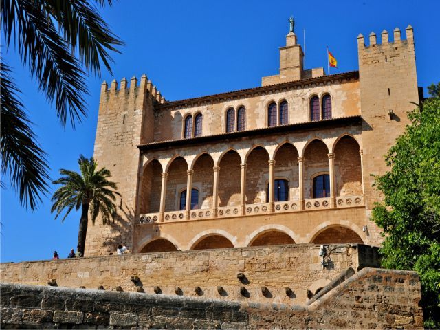 Palma de Mallorca: Guided Tour of the Old Town - Why Palma’s old town works best on foot