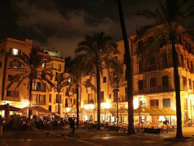 Palma de Mallorca: Old Town Atmospheric Evening Tour - My take on the guides and atmosphere