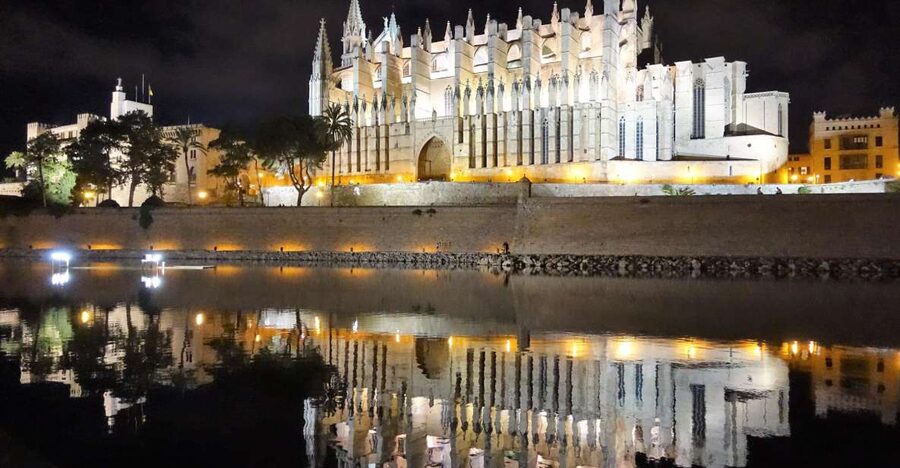 Palma de Mallorca: Old Town Atmospheric Evening Tour - What $46 buys you in Palma