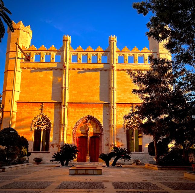 Palma de Mallorca: Old Town Atmospheric Evening Tour - Who will enjoy this nighttime city walk