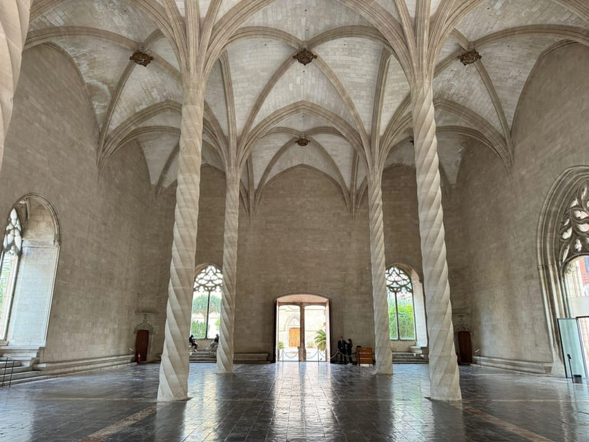 Palma de Mallorca Old Town Guided Bike Tour (Small Groups) - Key points before you book