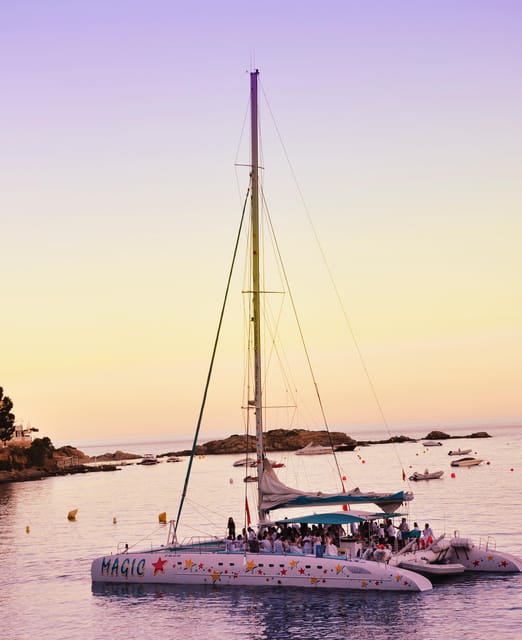 Palma de Mallorca: Sunset Sailing Catamaran Trip with Drink - What the 1.5-hour timing means