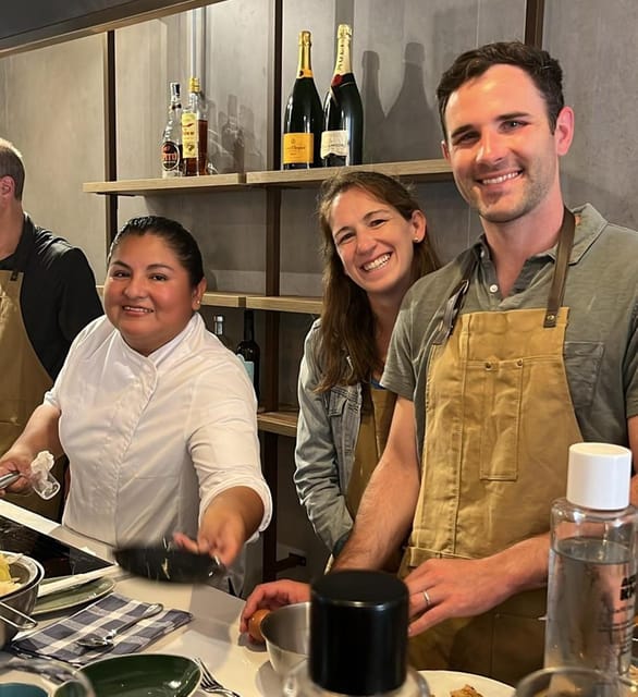 Palma: Mediterranean Cooking Class with Drinks - How hands-on is the cooking?