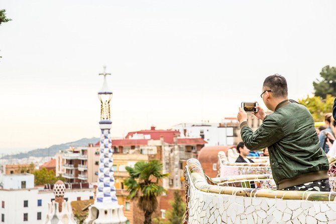 Park Guell Guided Tour with Skip-the-Line Ticket - A One-Hour Walk Through Gaudí’s Ideas
