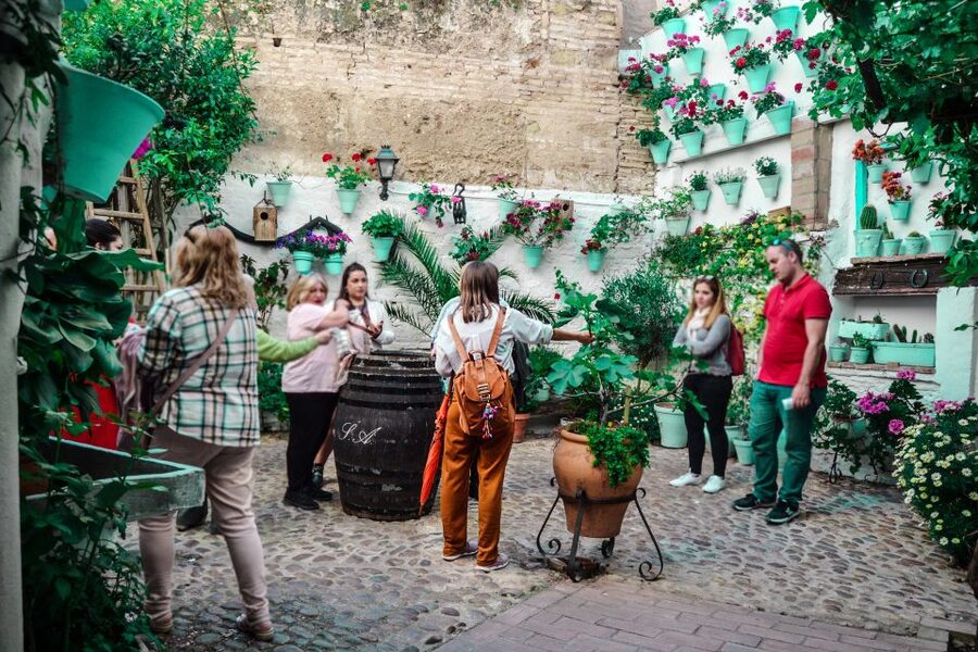 Patios of Cordoba Walking Tour - Roman shade and Andalusian heat