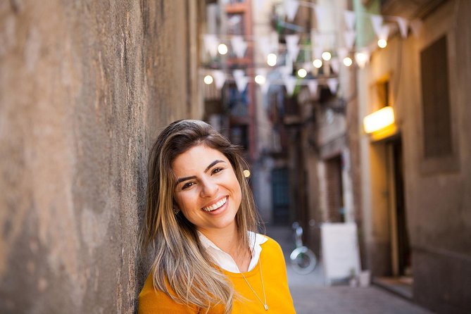 Photoshoot tour in Barcelona Secret Corners - What you receive after the camera stops