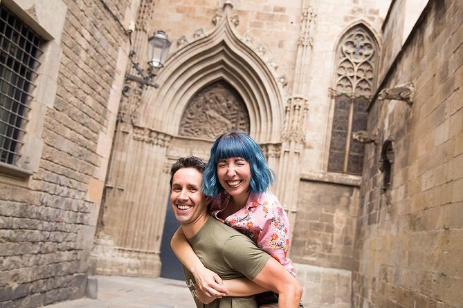 Photoshoot tour in Barcelona Secret Corners - The people who will enjoy this most