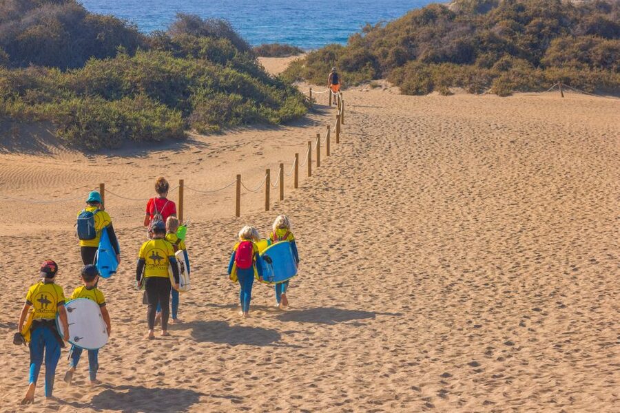 Playa del Inglés Maspalomas: High Quality Surf Classes - Choosing the beach by the day