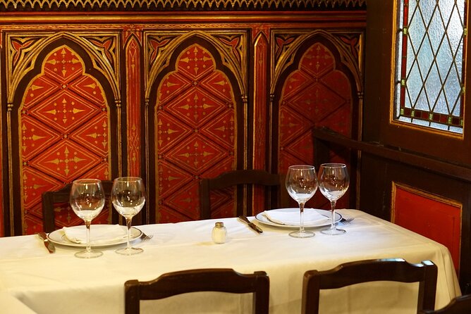 Prado Museum Tour & Lunch at the Oldest Restaurant in the World - Starting at the Prado Beside Goya