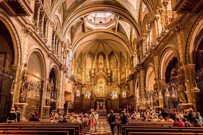 Premium Montserrat & Wine Full Day Tour from Barcelona - Three organic wines and the optional VIP cellar visit