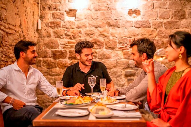 Private Tour: Tapas, Wine & Flamenco Show in Barcelona’s Old Town - A Barcelona evening built around three flavors