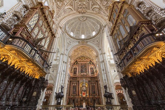 Private Visit Mosque-Cathedral, Jewish quarter, Alcazar and Synagogue - What the private format adds