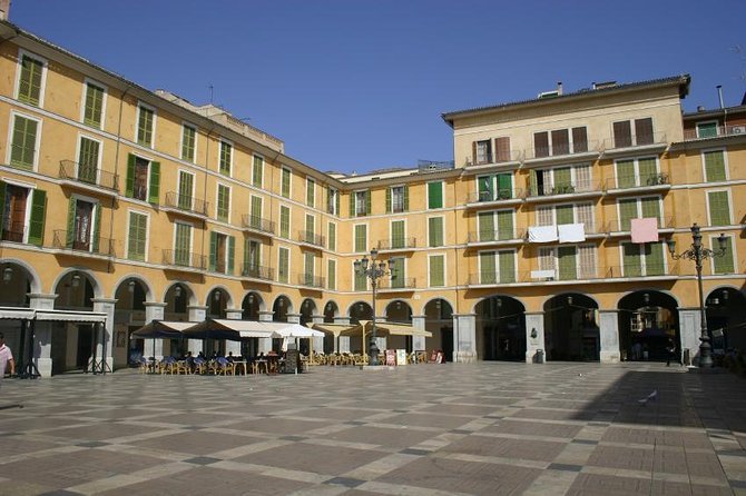 Private walking tour in Palma de Mallorca with local guides. - Key points to know before booking