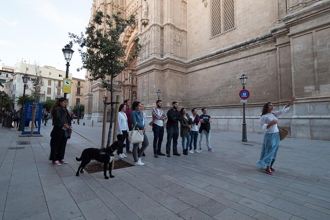 Private walking tour in Palma de Mallorca with local guides. - Santa Eulalia and Can Corbella’s unusual face