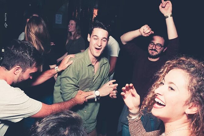 Pub Crawl Tour in Valencia - Fox Congo closes the night
