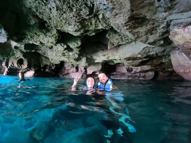 Puerto Mogán: Guided Adventure Kayak Tour in Caves & Snorkel - Rock formations and optional cliff jumps