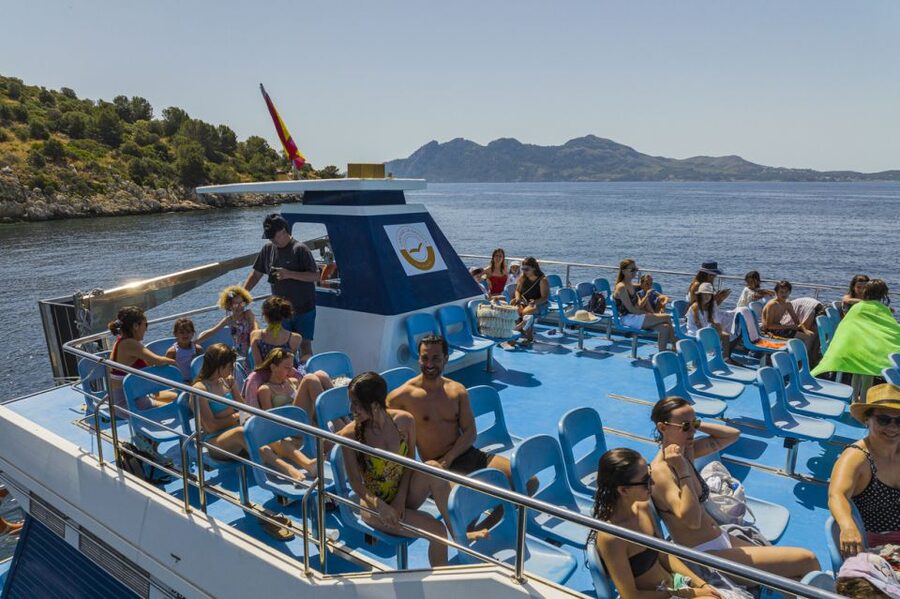 Puerto Pollença: Ferry to Formentor Beach - Booking details that matter