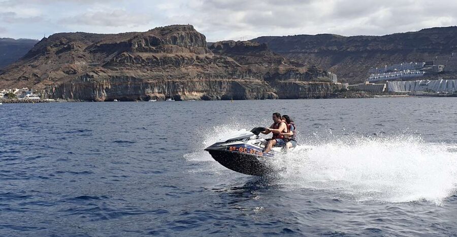 Puerto Rico de Gran Canaria: Jetski Tour - Riding beside Gran Canaria’s southwest coast