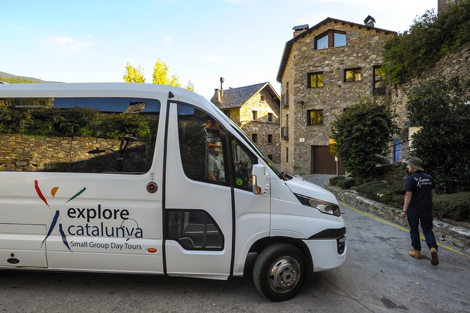 Pyrenees & Medieval Towns Small Group Tour from Barcelona - The ride back and one last look at Queralbs