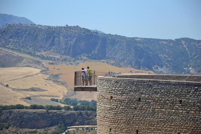 Ronda and Setenil de las Bodegas tour from Malaga - Why Setenil makes a smart first stop