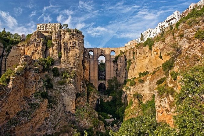 Ronda and Setenil de las Bodegas tour from Malaga - Walking through Ronda above the Tajo