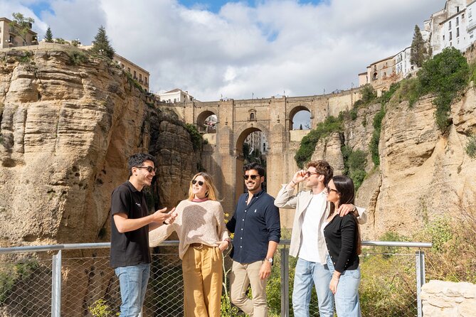 Ronda, Setenil and Sevilla Small Group Tour from Malaga - What the guides add to the day