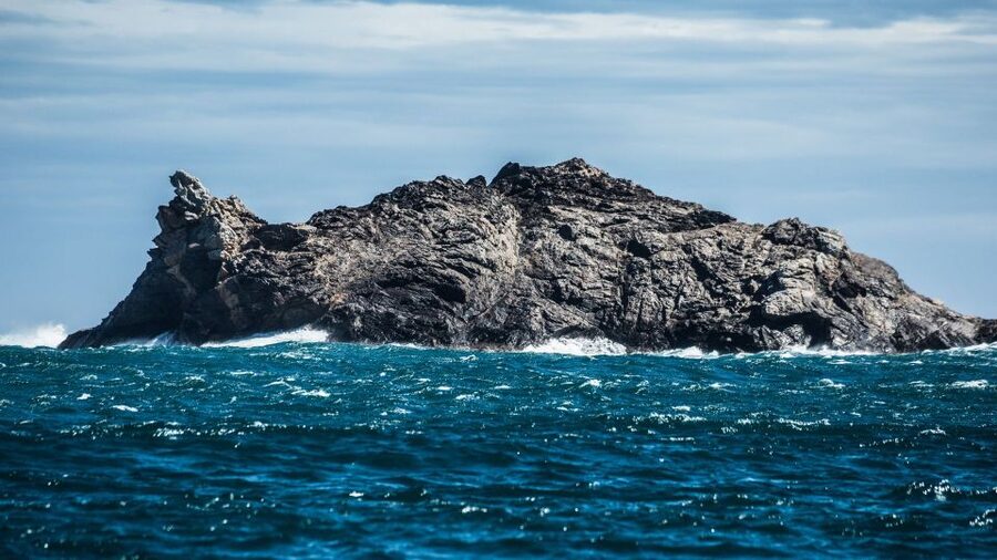 Roses: Cap de Creus & Port Lligat Boat Tour w/ Cadaqués Stop - What the Audio Guide Adds