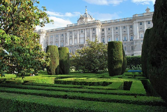 Royal Palace Guided Tour Small Group with Tickets - The short city walk toward the Prado