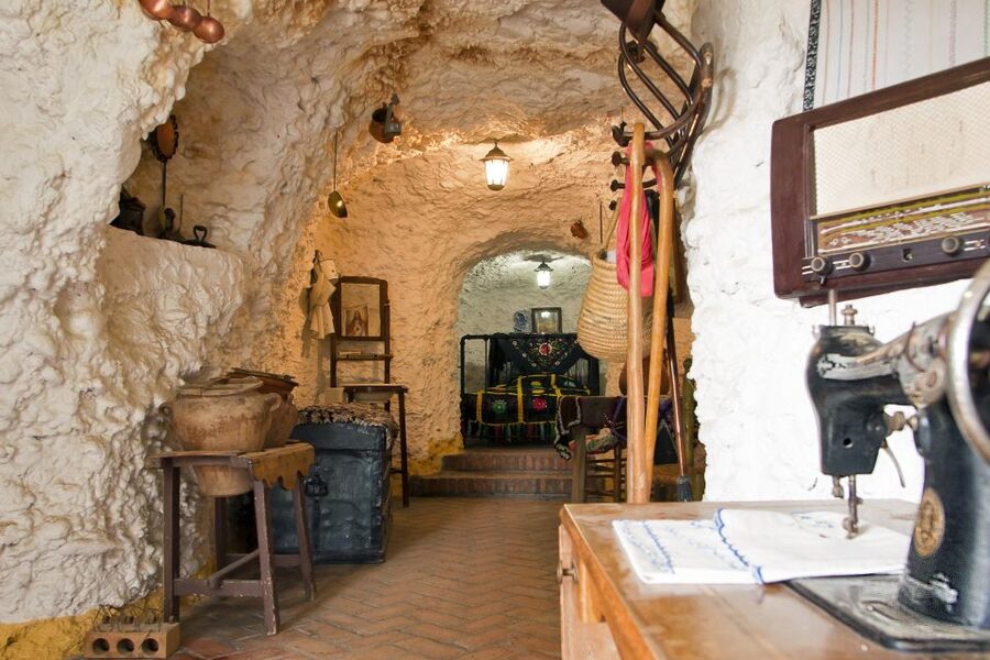 Sacromonte Caves Museum Admission Ticket - What the Sacromonte Caves Museum Actually Shows