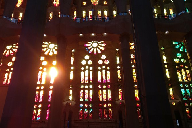 Sagrada Familia Guided Tour with Towers Access - What can go wrong, and how to protect your day
