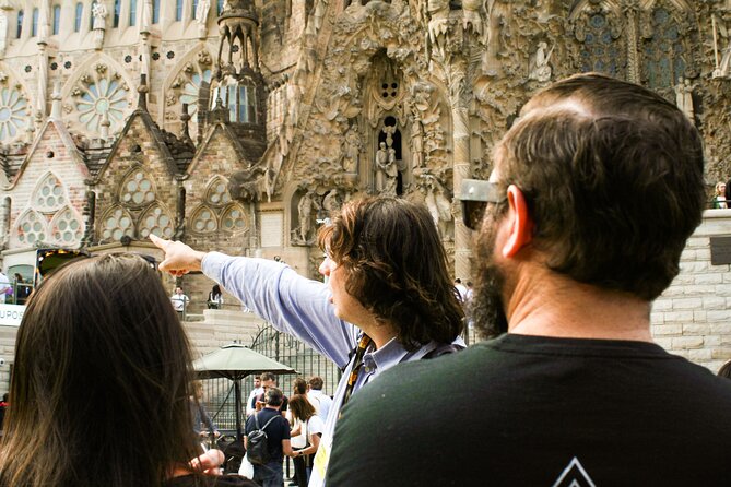 Sagrada Familia Small Group Guided Tour with Skip the Line Ticket - How long the visit really feels