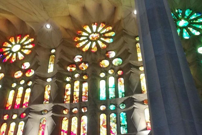 Sagrada Familia Small Group Tour with Skip the Line Ticket - Is $65.05 good value?